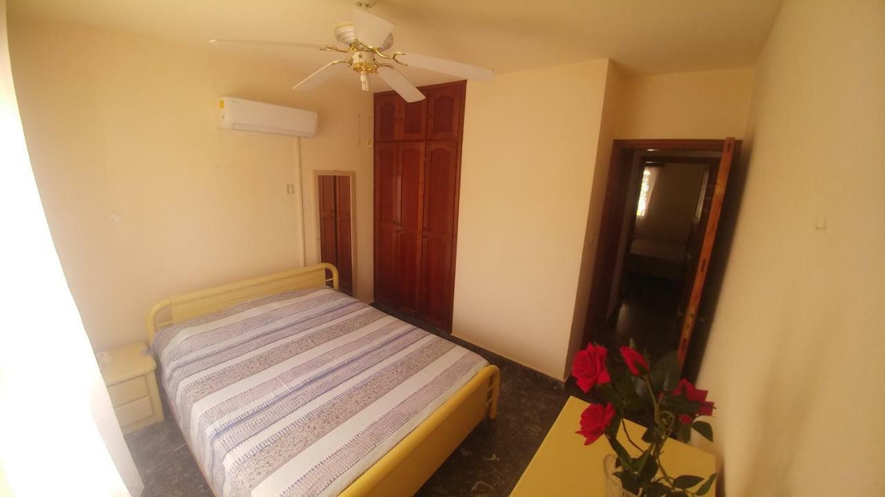 Sandy Beach Apartment 3 Oroklini Extérieur photo